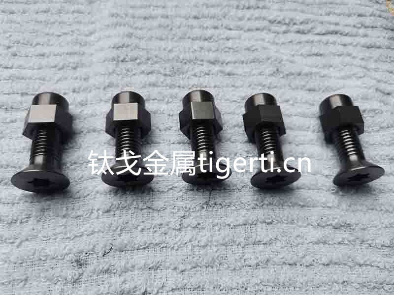 寶雞鈦戈金屬全廠上下齊心協(xié)力！加班加點(diǎn)，力趕工期！